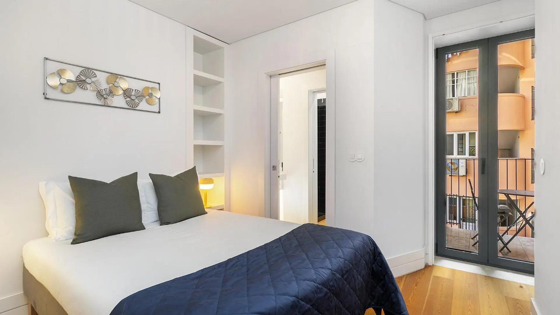 Lejlighed Whome Urban Elegance: A Modern Haven In Lisbon'S Heart