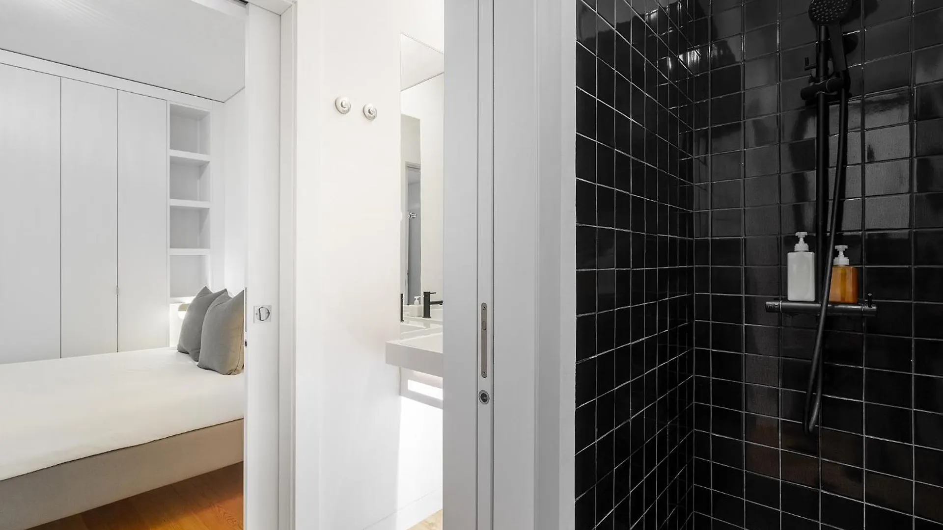 Lejlighed Whome Urban Elegance: A Modern Haven In Lisbon'S Heart