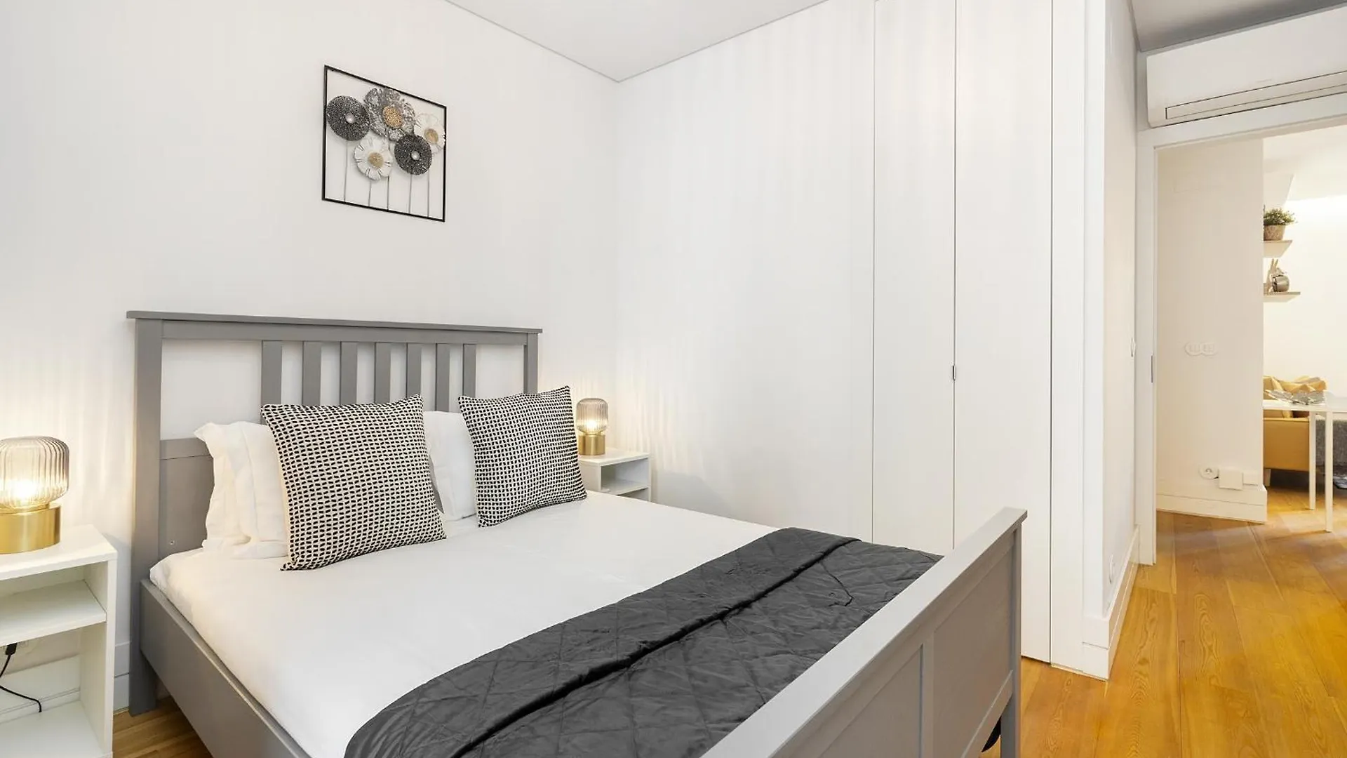Whome Urban Elegance: A Modern Haven In Lisbon'S Heart 公寓